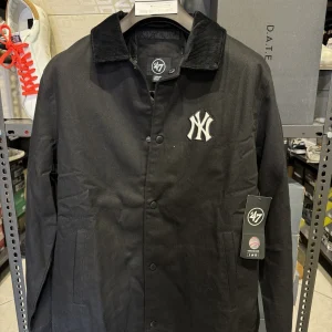 47 Let Your You Out Giacca New York Yankees   Jet Black Uomo Collo Velluto  XL